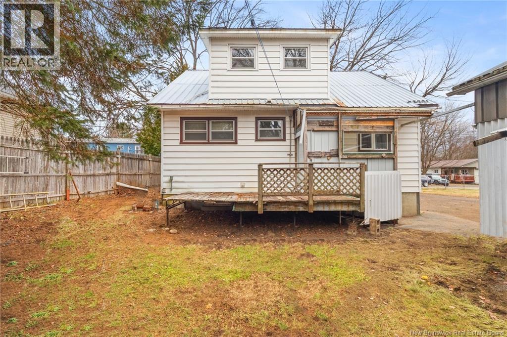 27 Young Street, Fredericton, New Brunswick  E3A 3Y3 - Photo 24 - NB130700