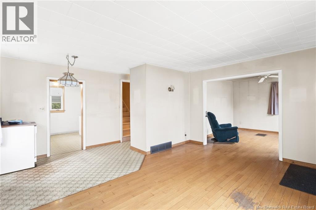 27 Young Street, Fredericton, New Brunswick  E3A 3Y3 - Photo 9 - NB130700