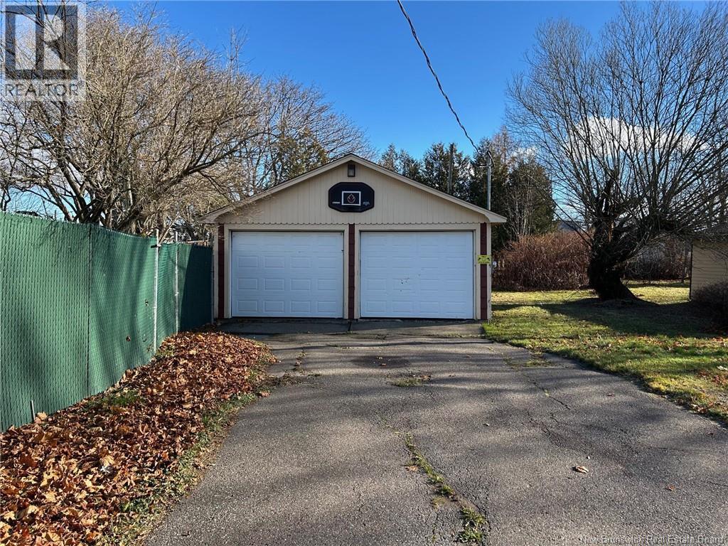 341 Martello Road, Saint John, New Brunswick E2M 2A1 - Photo 2 - NB130708