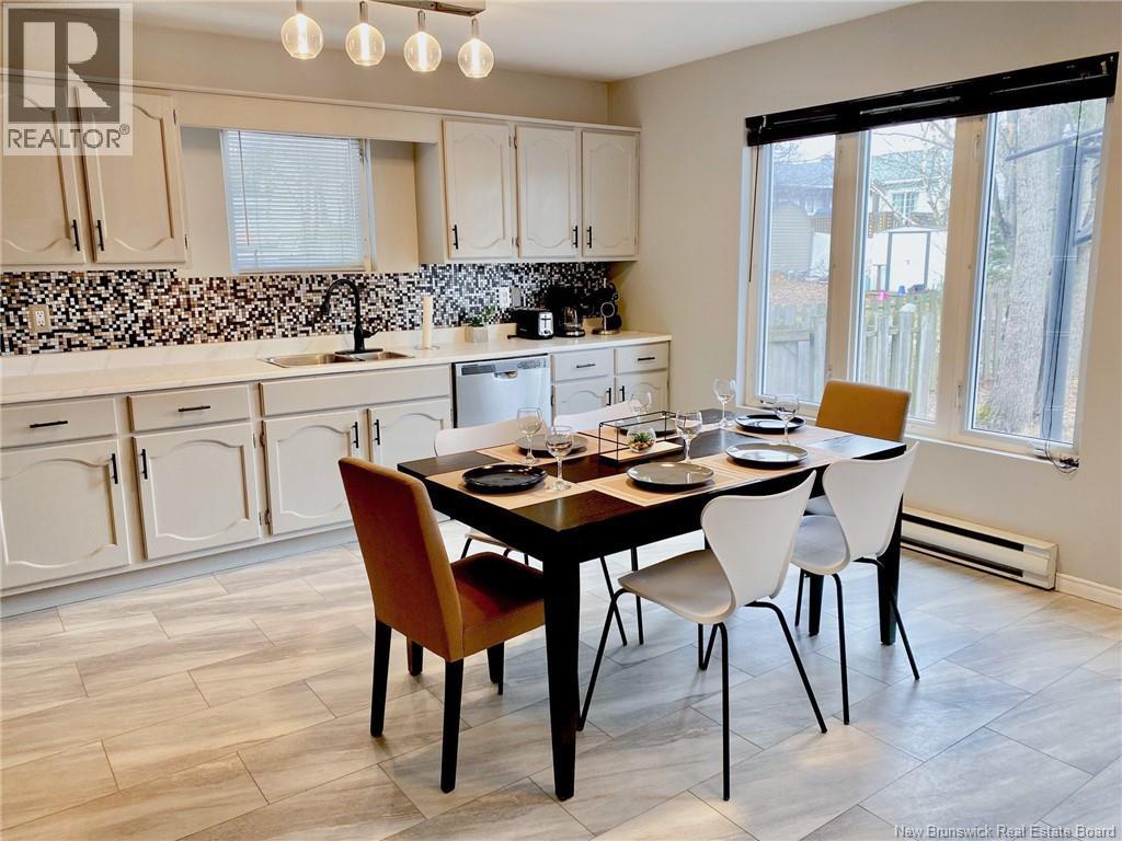 35 Monaghan, Moncton, New Brunswick  E1A 6H8 - Photo 2 - NB130615