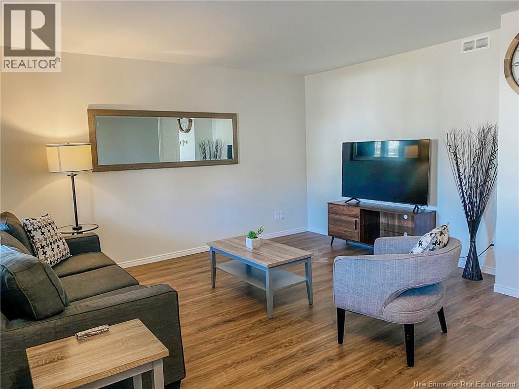 35 Monaghan, Moncton, New Brunswick  E1A 6H8 - Photo 4 - NB130615