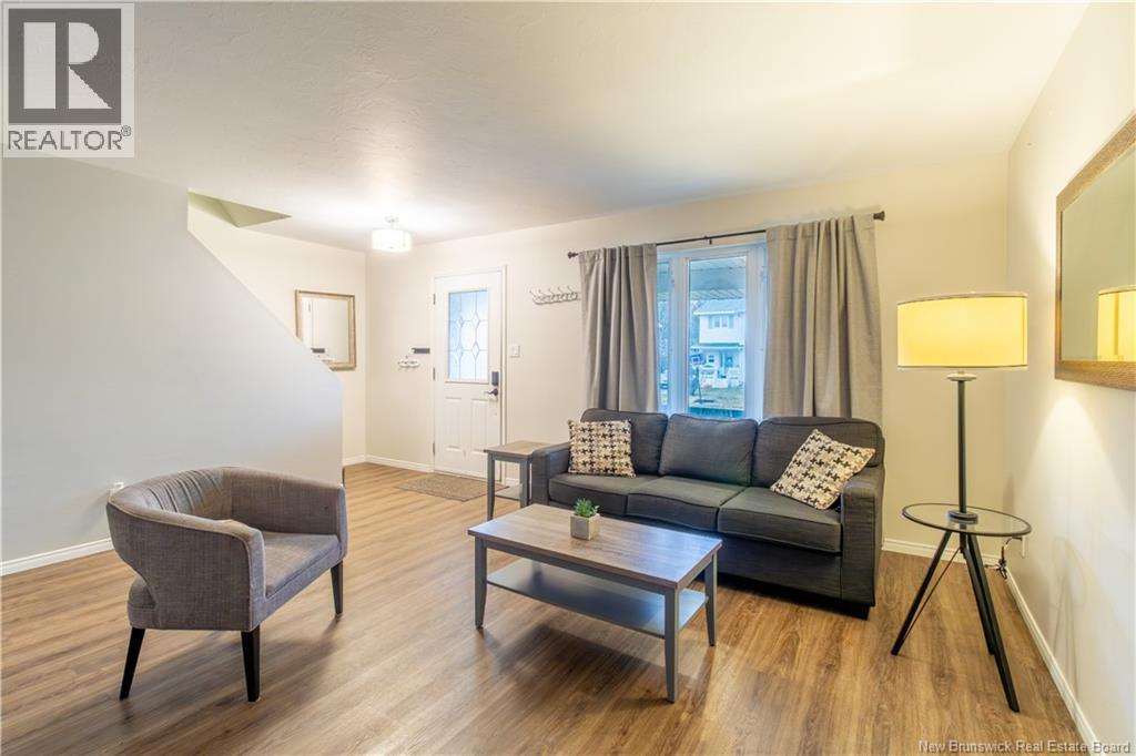 35 Monaghan, Moncton, New Brunswick  E1A 6H8 - Photo 6 - NB130615