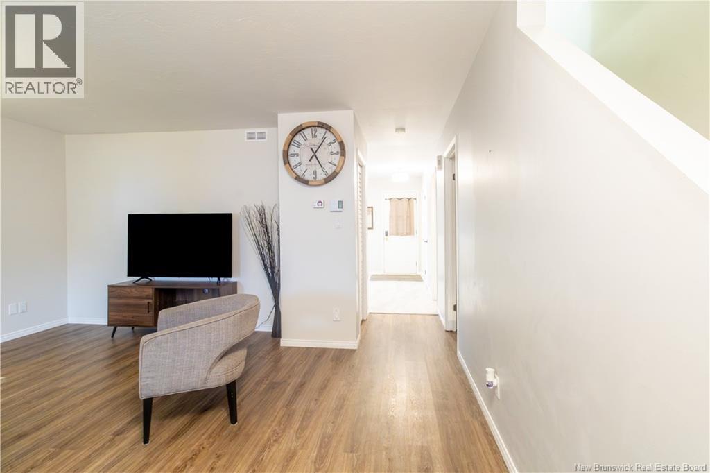35 Monaghan, Moncton, New Brunswick  E1A 6H8 - Photo 7 - NB130615