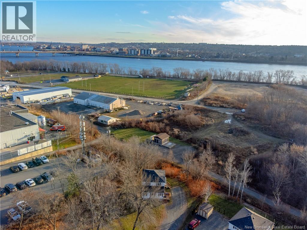 2 Hillcourt Drive, Fredericton, New Brunswick  E3A 1S1 - Photo 32 - NB130716
