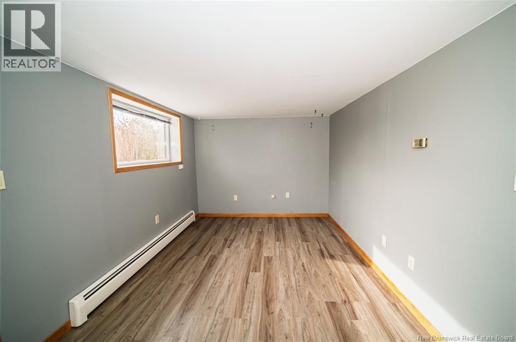 2 Hillcourt Drive, Fredericton, New Brunswick  E3A 1S1 - Photo 4 - NB130716