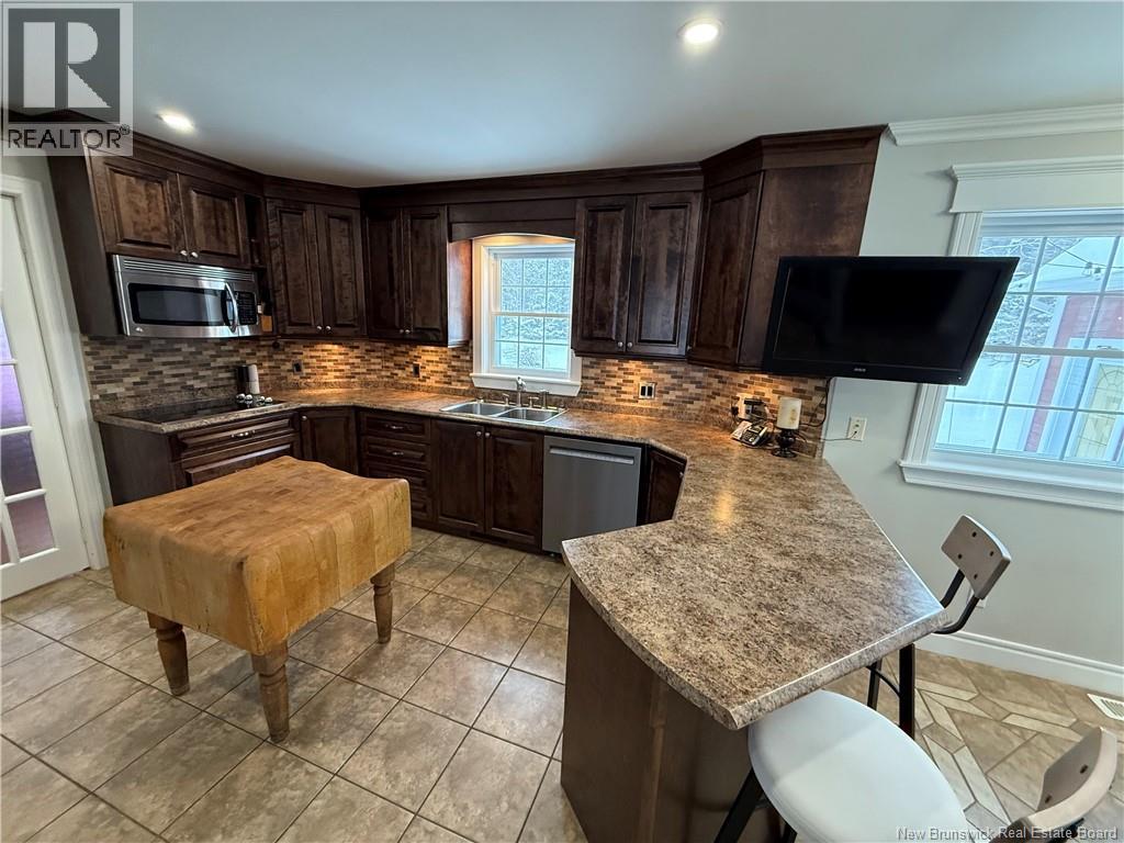 2010 Wellington Avenue, Bathurst, New Brunswick  E2A 4X8 - Photo 9 - NB130738