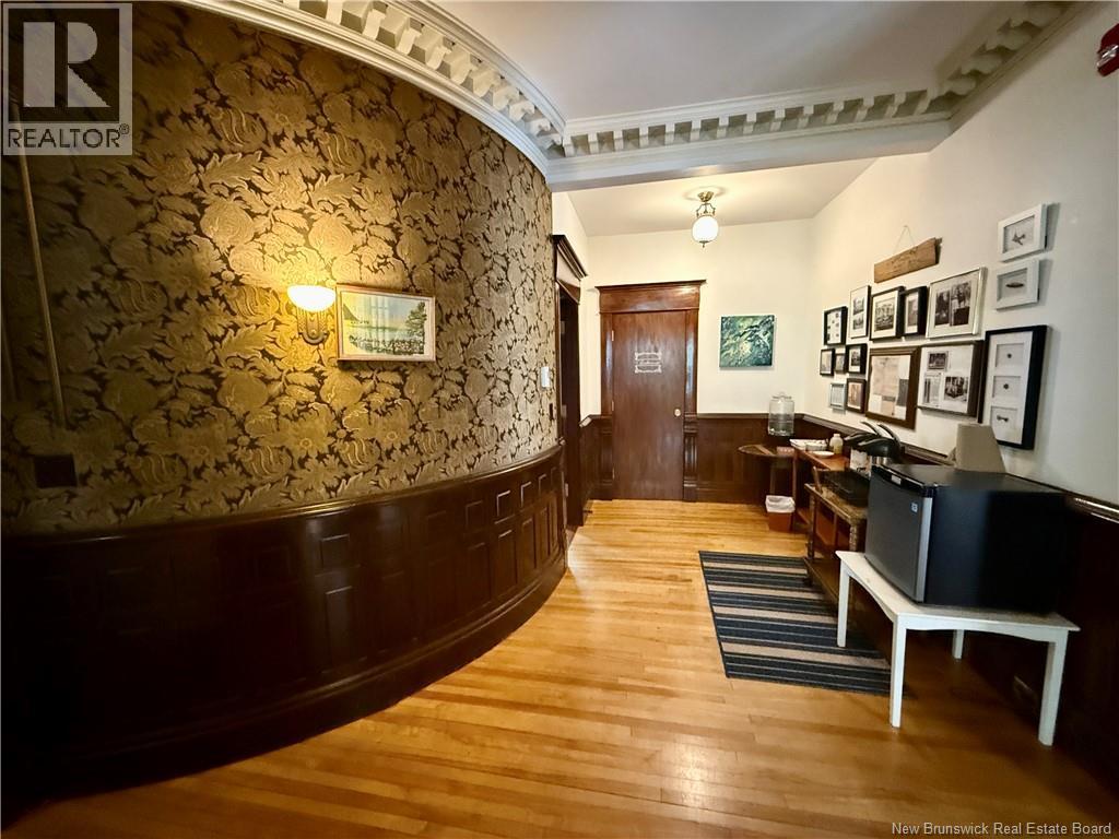301 Woodstock Road, Fredericton, New Brunswick E3B 2H9 - Photo 11 - NB130734