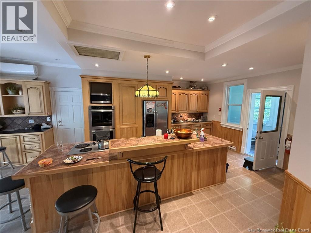 301 Woodstock Road, Fredericton, New Brunswick E3B 2H9 - Photo 13 - NB130734