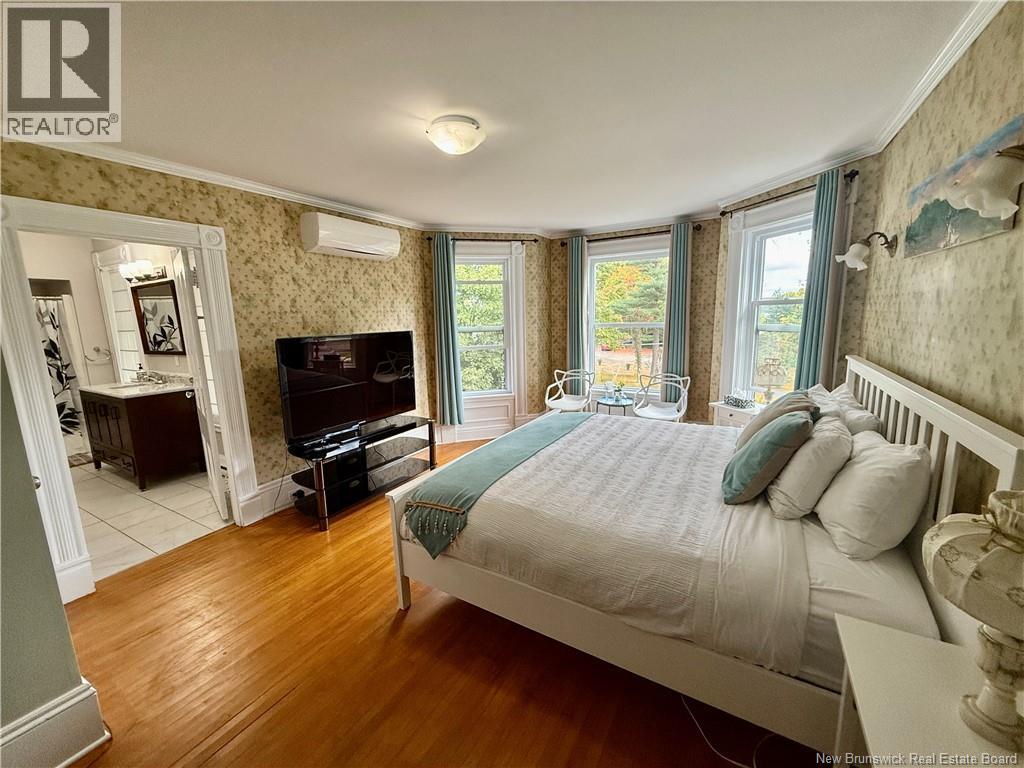 301 Woodstock Road, Fredericton, New Brunswick E3B 2H9 - Photo 20 - NB130734