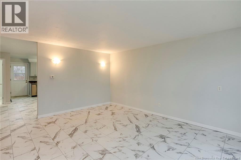 31-33 Kelly Road, Moncton, New Brunswick E1A 3R9 - Photo 6 - NB130667