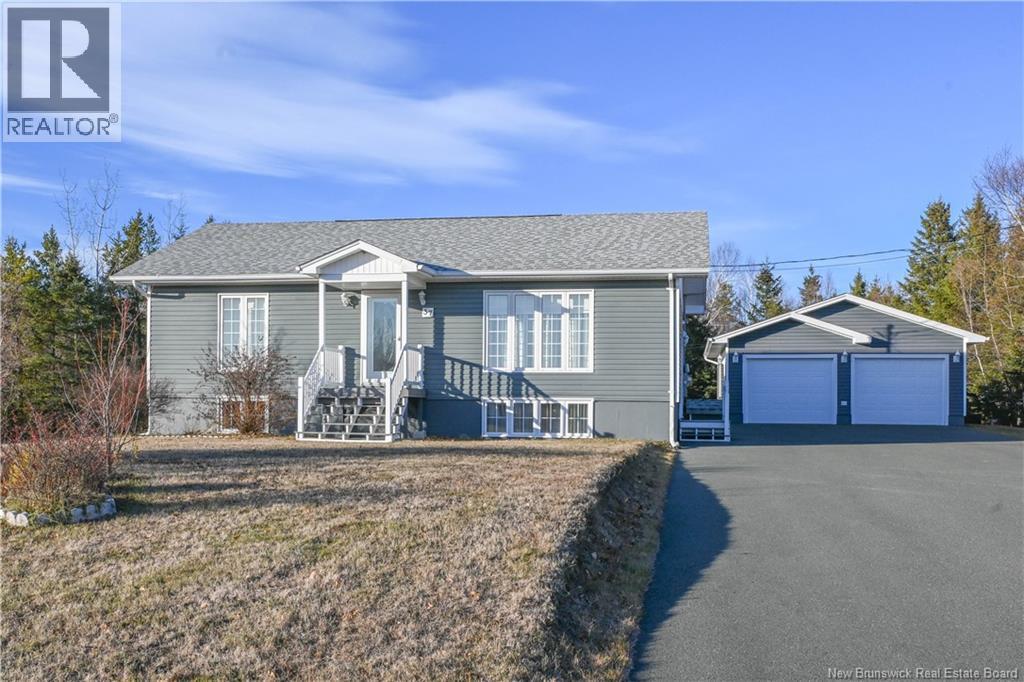 37 rue Saint-Pierre Street, Rivière-À-La-Truite, New Brunswick