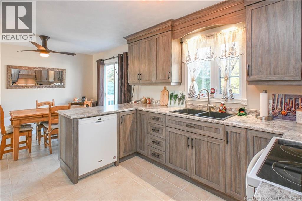 37 Rue Saint-Pierre Street, Rivière-À-La-Truite, New Brunswick  E1X 3L6 - Photo 14 - NB130750