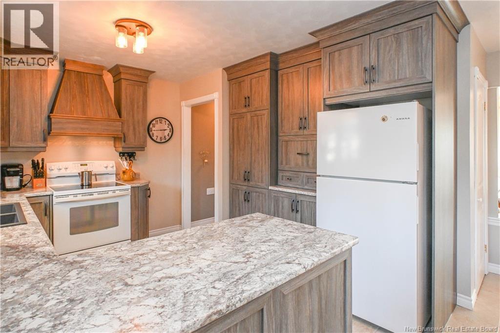 37 Rue Saint-Pierre Street, Rivière-À-La-Truite, New Brunswick  E1X 3L6 - Photo 18 - NB130750