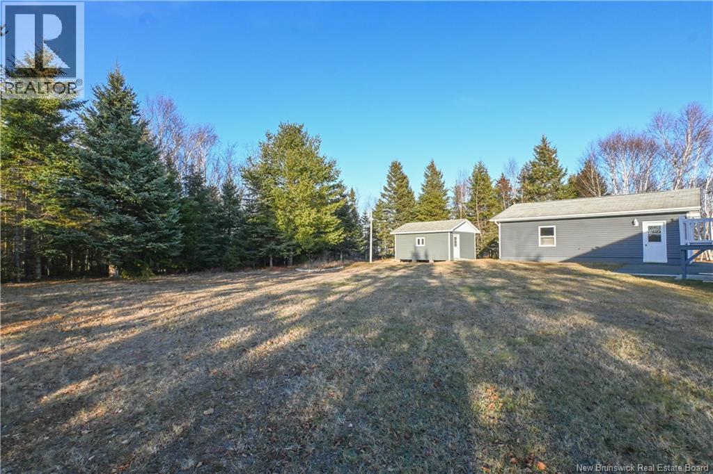 37 Rue Saint-Pierre Street, Rivière-À-La-Truite, New Brunswick  E1X 3L6 - Photo 8 - NB130750