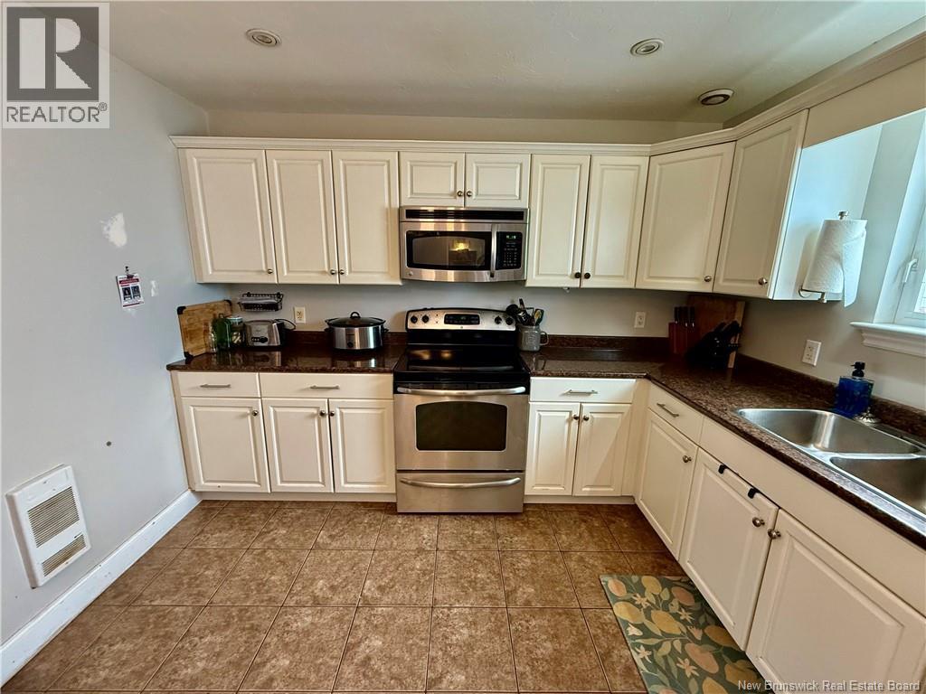 66 Coriander Street, Moncton, New Brunswick  E1G 0R6 - Photo 11 - NB130513