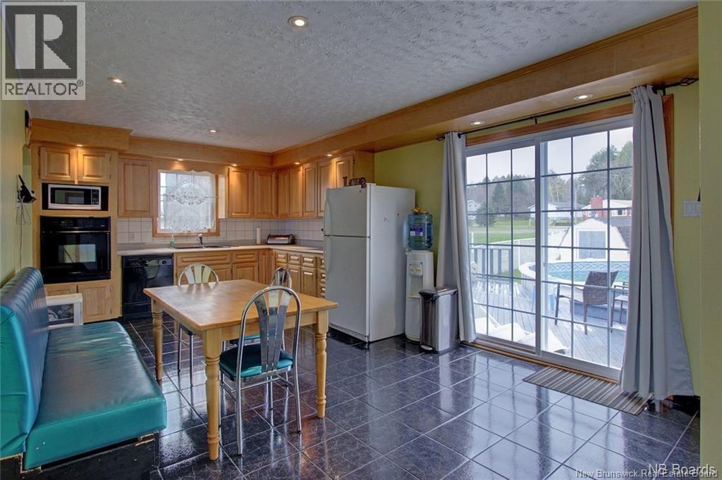 29 Snowball Crescent, Nackawic, New Brunswick E6G 1C9 - Photo 4 - NB130395
