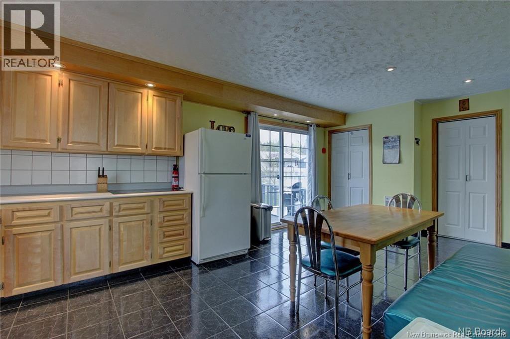 29 Snowball Crescent, Nackawic, New Brunswick E6G 1C9 - Photo 6 - NB130395