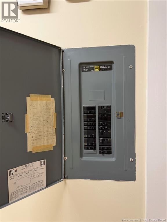 95 Botsford, Moncton, New Brunswick  E1C 4X2 - Photo 11 - NB130756