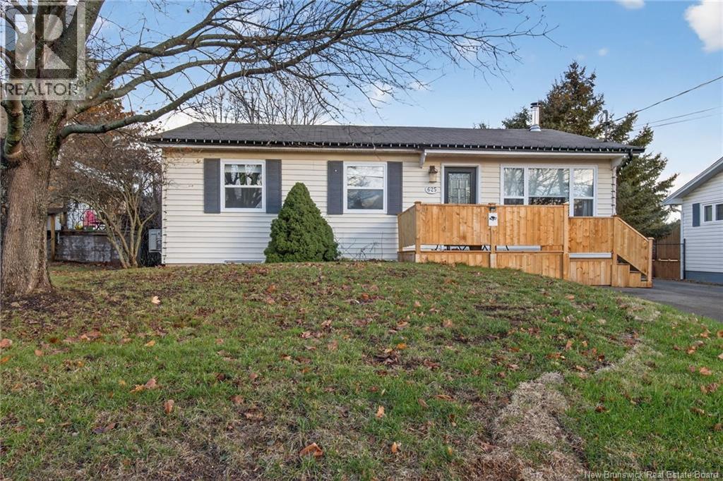 625 Latour, Dieppe, New Brunswick