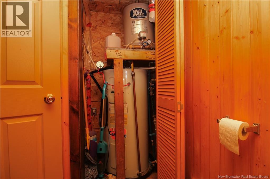 444 Square Lake, Saint-Andre-Leblanc, New Brunswick E4P 6A6 - Photo 18 - NB130710