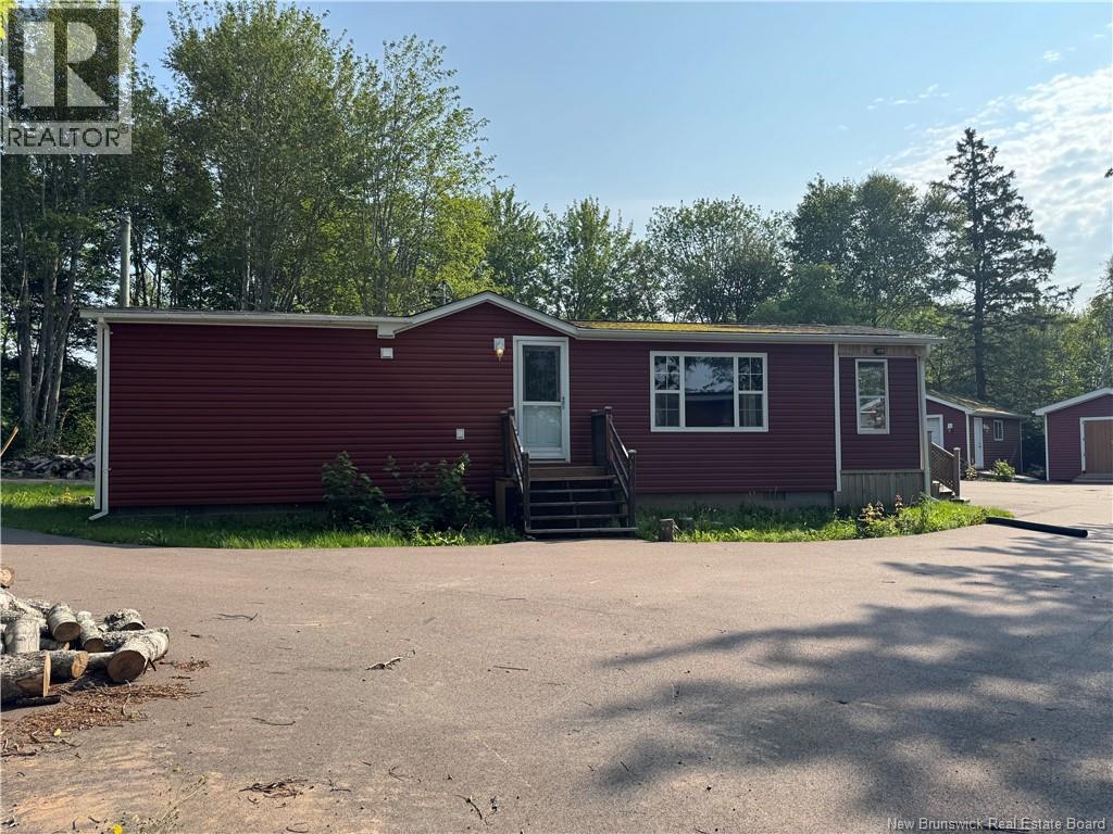 444 Square Lake, Saint-Andre-Leblanc, New Brunswick E4P 6A6 - Photo 5 - NB130710