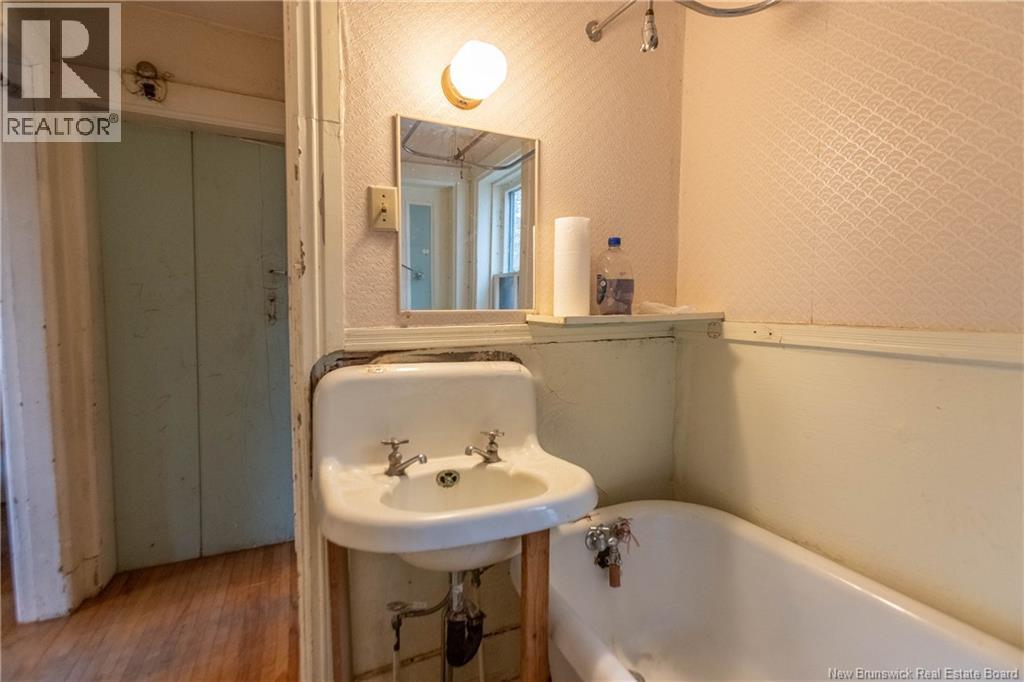 14 Main Street, Sackville, New Brunswick  E4L 4A3 - Photo 19 - NB130766