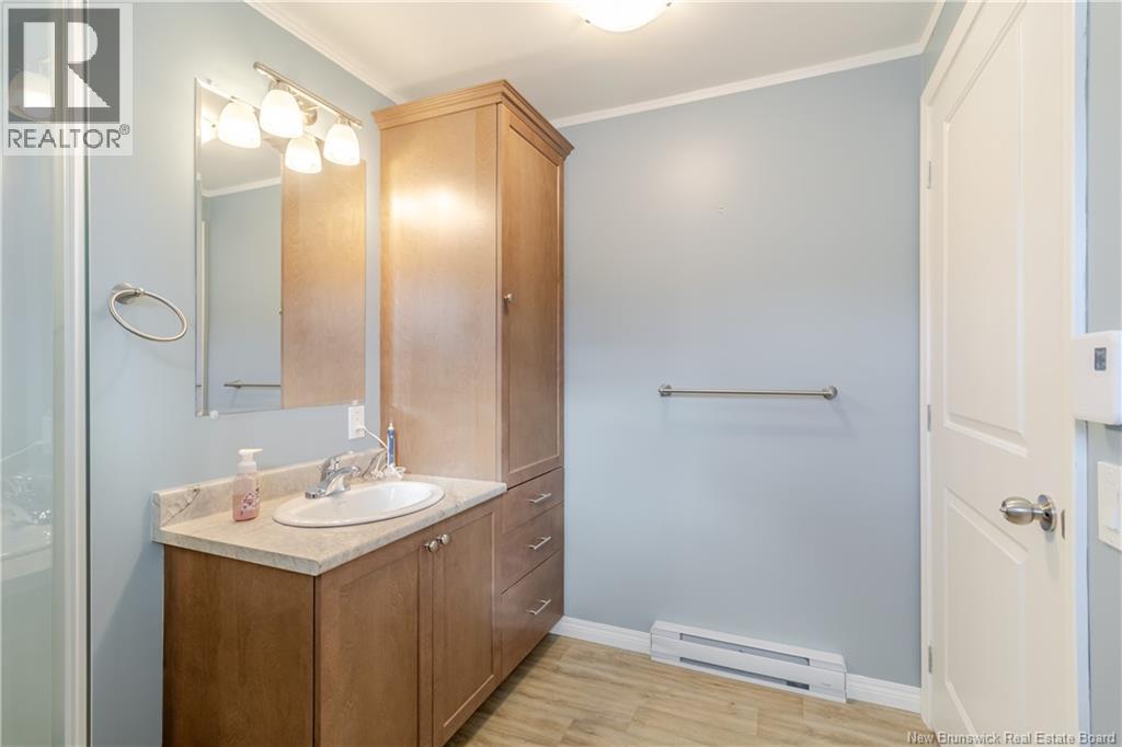 215 Moore Street, Fredericton, New Brunswick E3A 8L6 - Photo 16 - NB130714