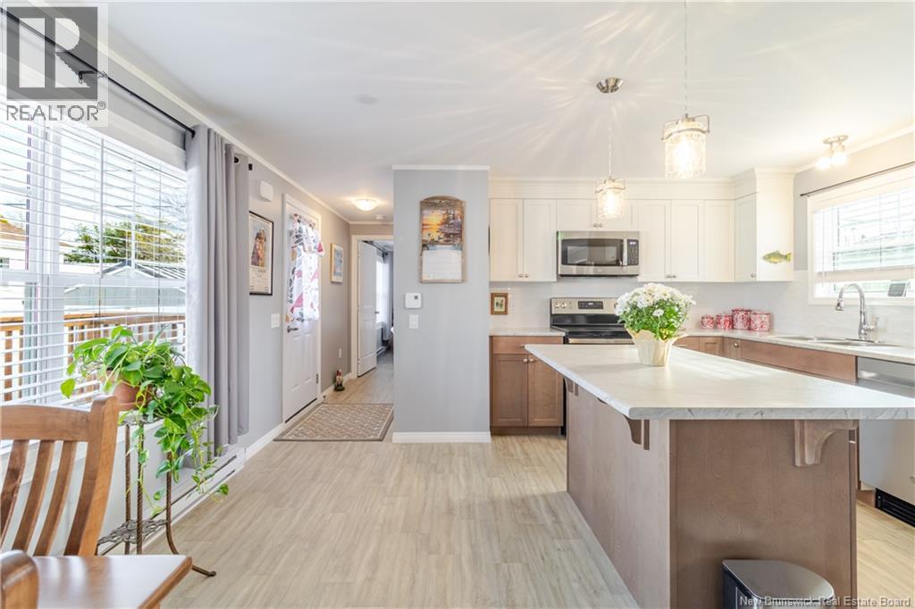 215 Moore Street, Fredericton, New Brunswick E3A 8L6 - Photo 8 - NB130714