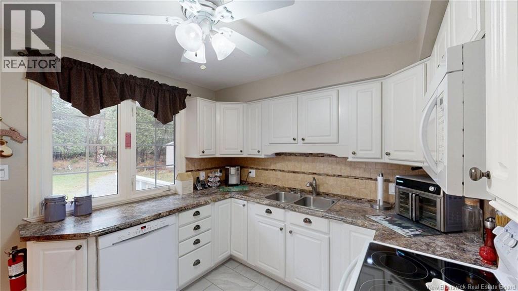 12 Ian Crescent, Rothesay, New Brunswick  E2E 5P9 - Photo 13 - NB130686