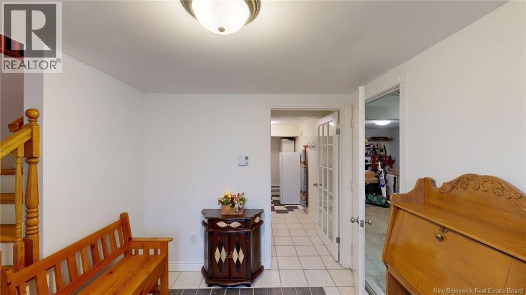 12 Ian Crescent, Rothesay, New Brunswick  E2E 5P9 - Photo 4 - NB130686