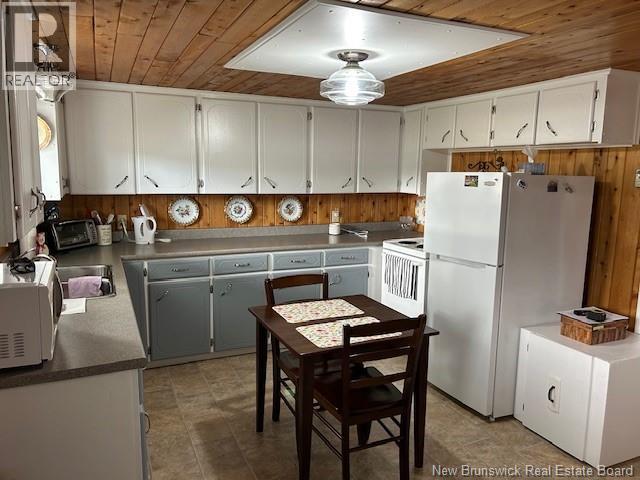 3752 Cape Road, Salmon Beach, New Brunswick  E2A 6B2 - Photo 17 - NB130197