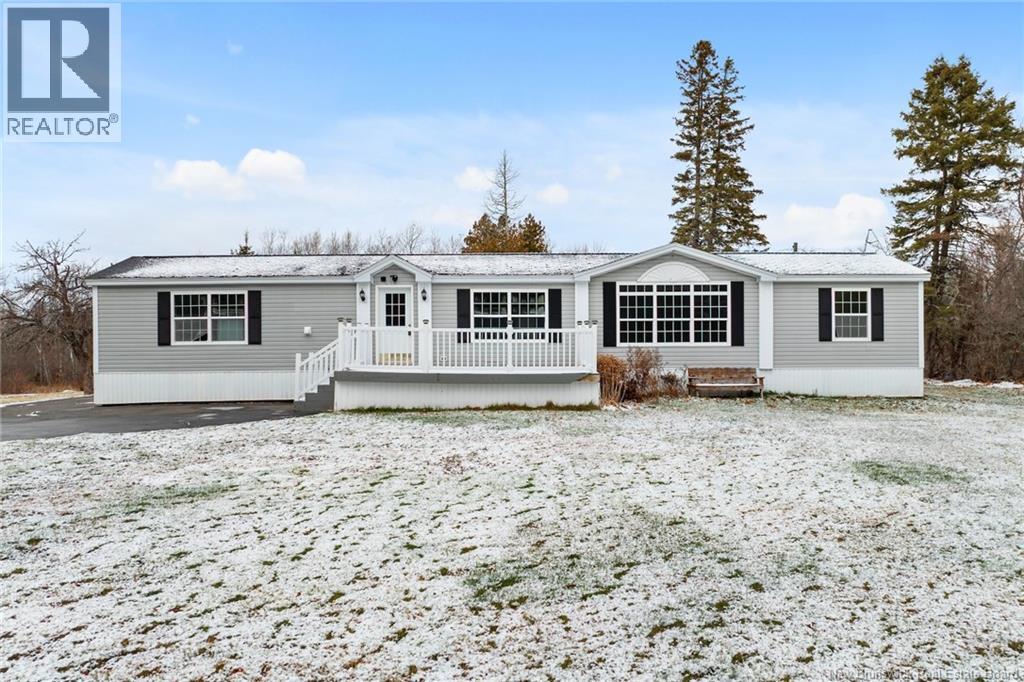 19 Cox Point Road, Cumberland Bay, New Brunswick