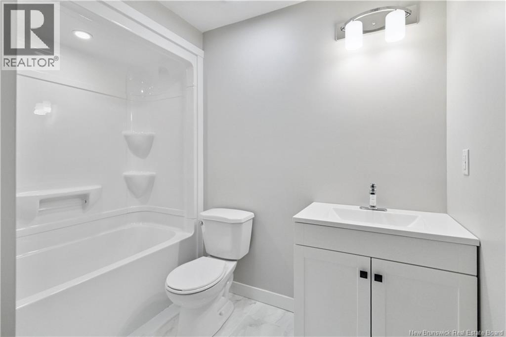 378 Damien, Dieppe, New Brunswick  E1A 0H3 - Photo 17 - NB130775