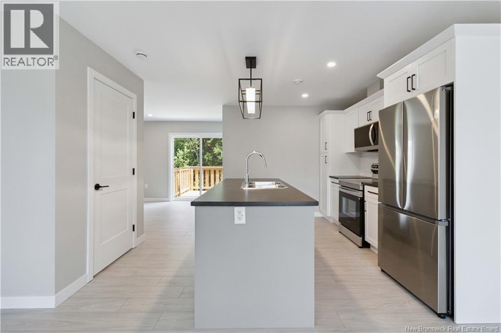 378 Damien, Dieppe, New Brunswick  E1A 0H3 - Photo 4 - NB130775