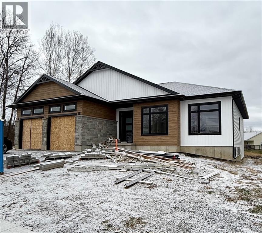 11 Donmac Court, Fredericton, New Brunswick