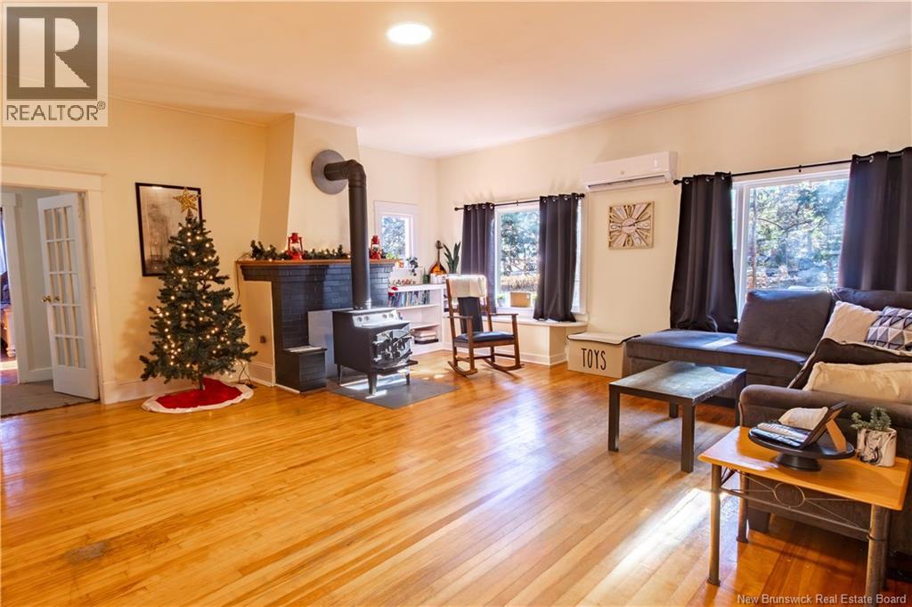 48 Arnold Avenue, Sussex, New Brunswick  E4E 2B8 - Photo 8 - NB130752