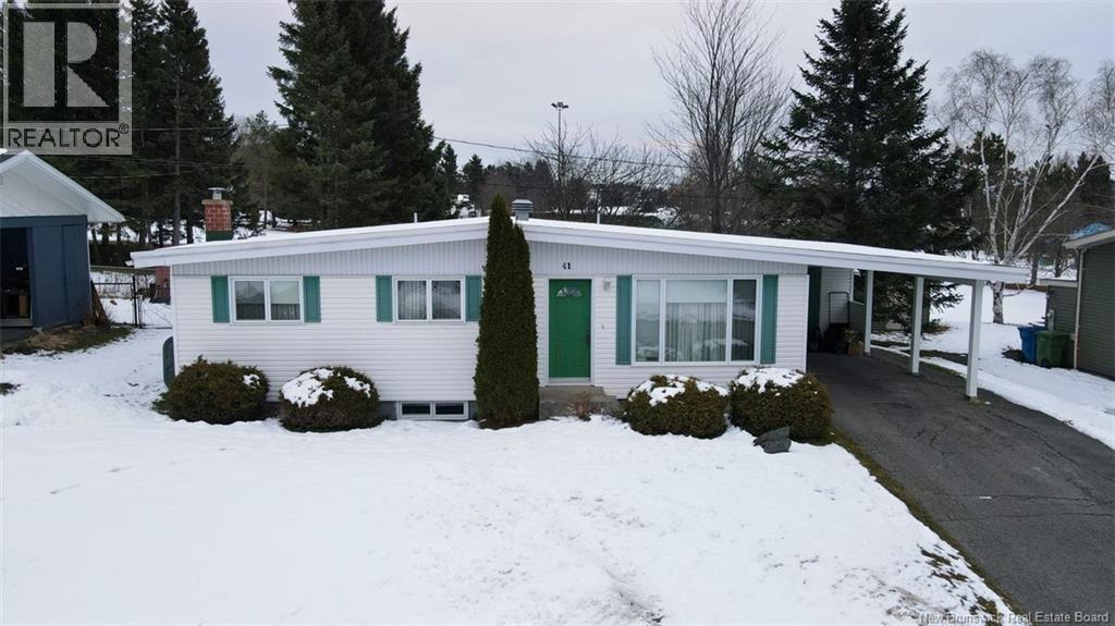 41 Lionel H. Lajoie Avenue, Edmundston, New Brunswick E3V 3G5 - Photo 1 - NB130735