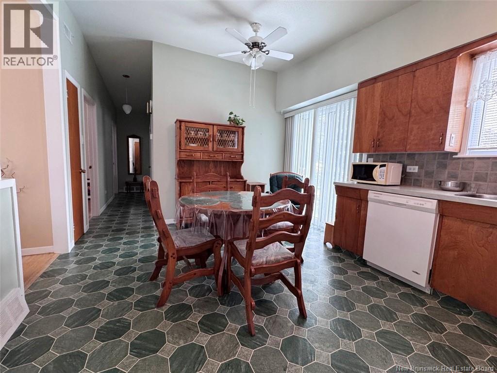 41 Lionel H. Lajoie Avenue, Edmundston, New Brunswick E3V 3G5 - Photo 3 - NB130735