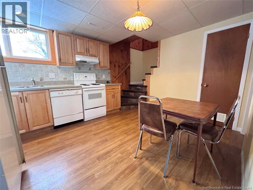 41 Lionel H. Lajoie Avenue, Edmundston, New Brunswick E3V 3G5 - Photo 9 - NB130735