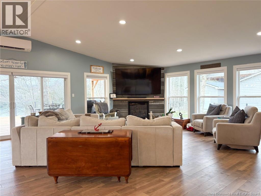 747 105 Route, Southampton, New Brunswick  E6G 1K5 - Photo 19 - NB130653