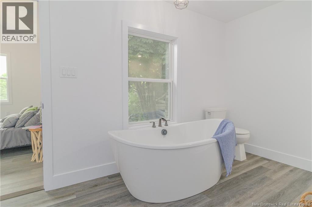 458 Wetmore Road, Fredericton, New Brunswick  E3B 5V1 - Photo 18 - NB130815