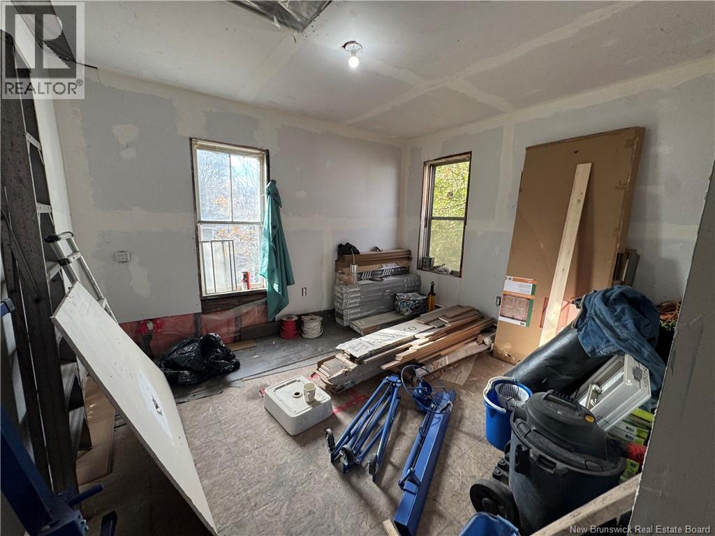 229 Rodney Street, Saint John, New Brunswick  E2M 1X5 - Photo 17 - NB130787