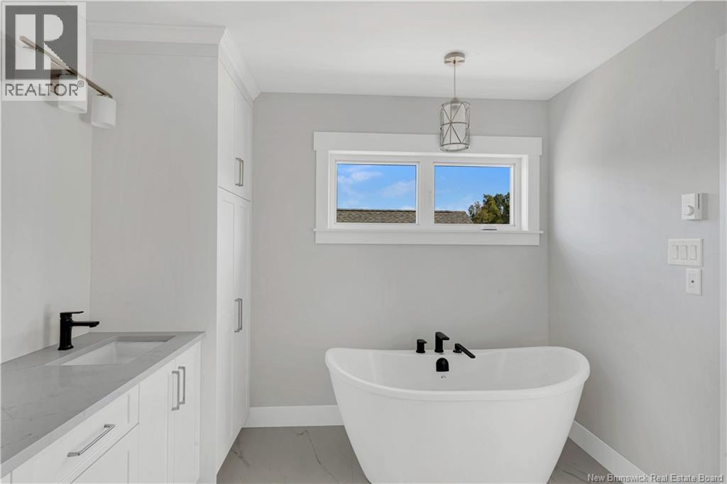 64 Guy Street, Shediac, New Brunswick E4P 0L5 - Photo 11 - NB130864