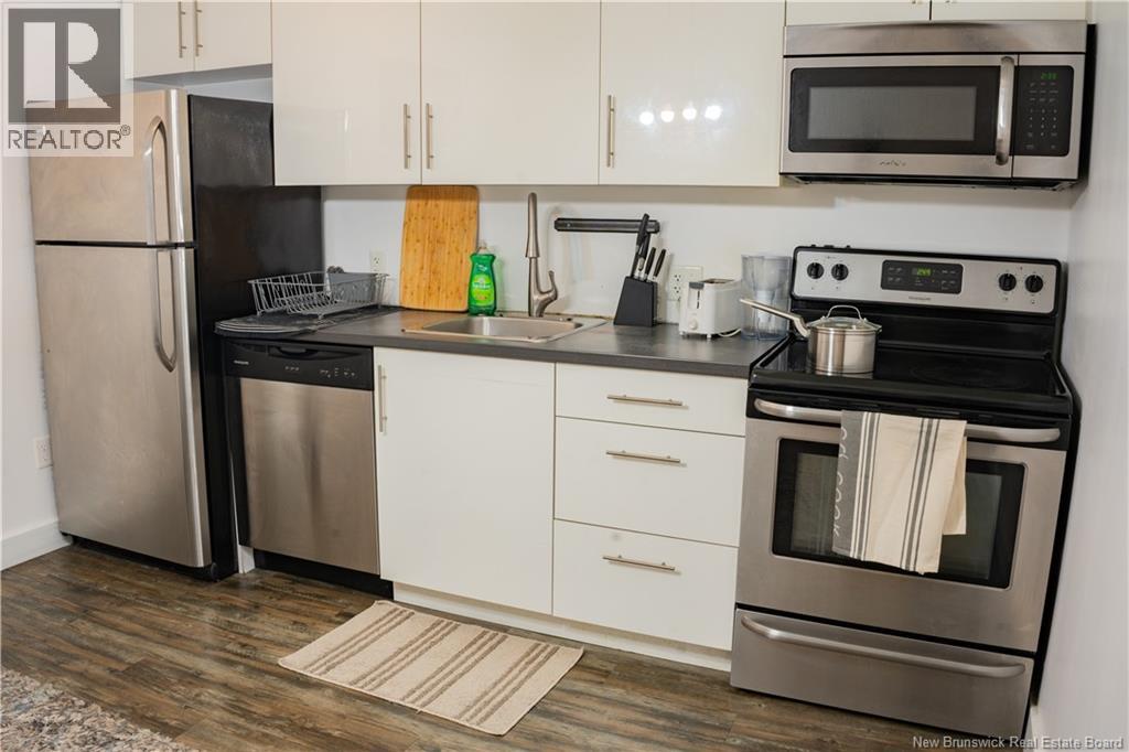 135 Waterloo Street, Saint John, New Brunswick E2L 0E8 - Photo 8 - NB130754