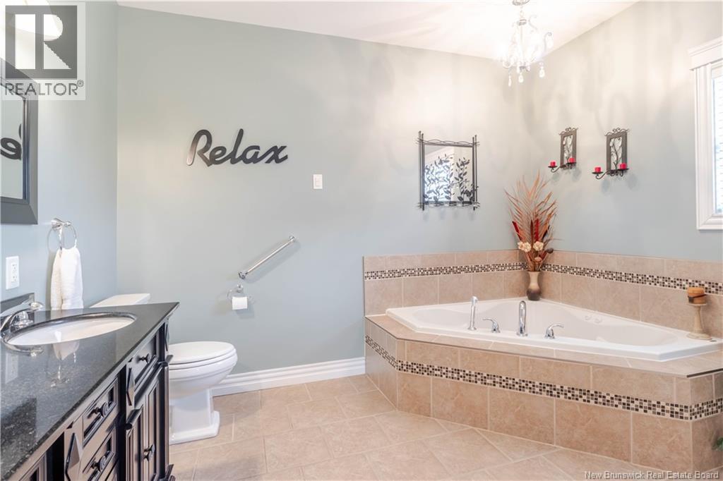 18 Howe Crescent, Oromocto, New Brunswick  E2V 4M5 - Photo 11 - NB130879