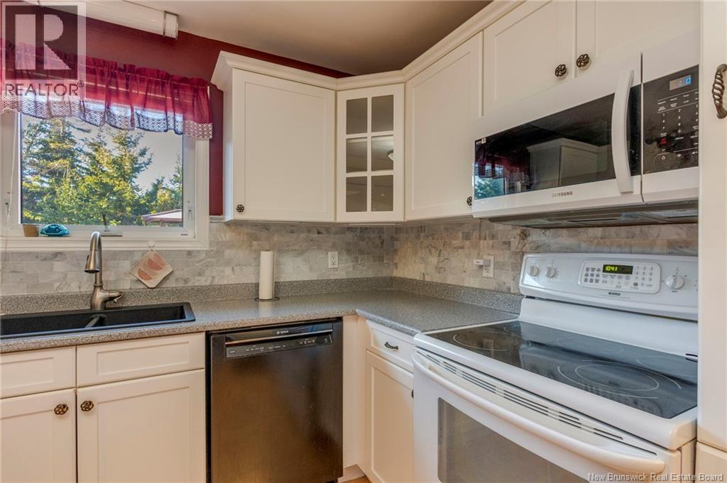 337 Lakeview Drive, Saint John, New Brunswick E2J 3M9 - Photo 13 - NB130707