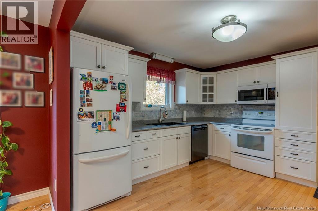 337 Lakeview Drive, Saint John, New Brunswick E2J 3M9 - Photo 35 - NB130707