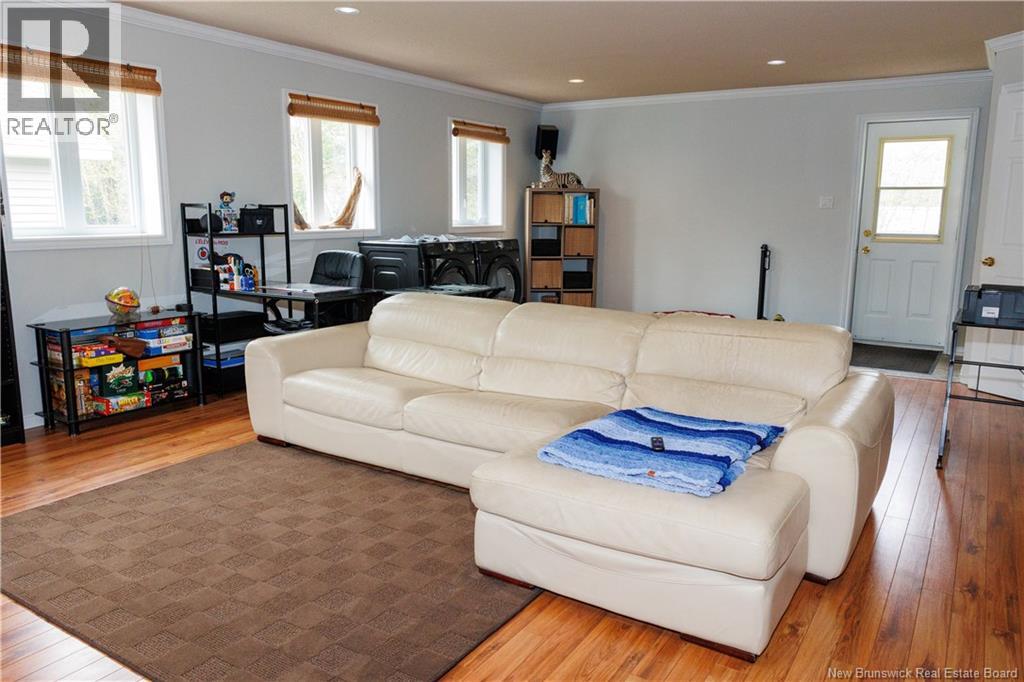 1420 Bellefeuille Street, Dunlop, New Brunswick  E8K 2L4 - Photo 26 - NB130854