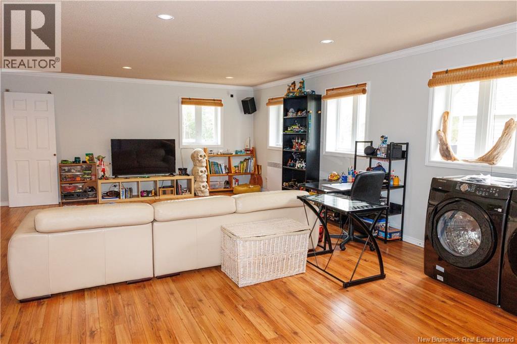 1420 Bellefeuille Street, Dunlop, New Brunswick  E8K 2L4 - Photo 27 - NB130854