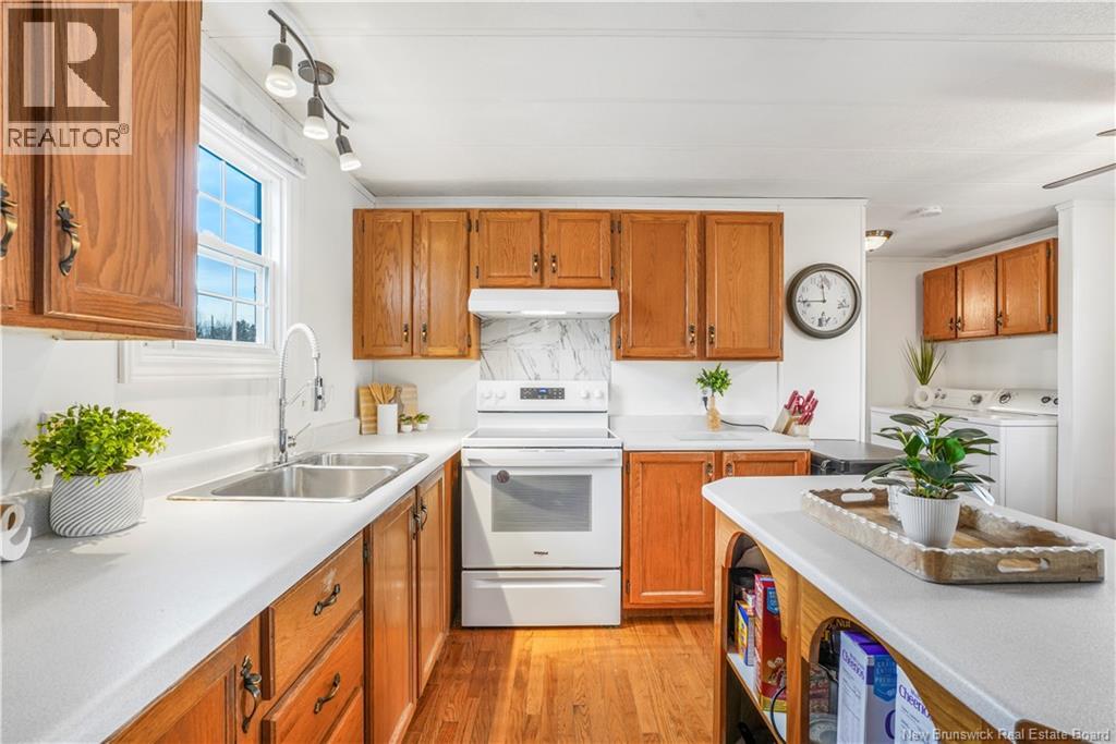 23 Tyler Street, Lincoln, New Brunswick  E3B 6X4 - Photo 10 - NB130903